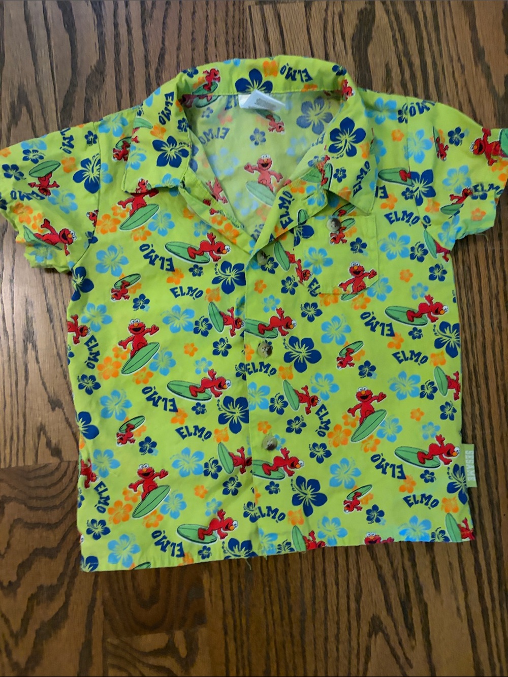 RARE Sesame Street Elmo Surfing Beach Button-Up Shirt Hawaiian Kiddcore